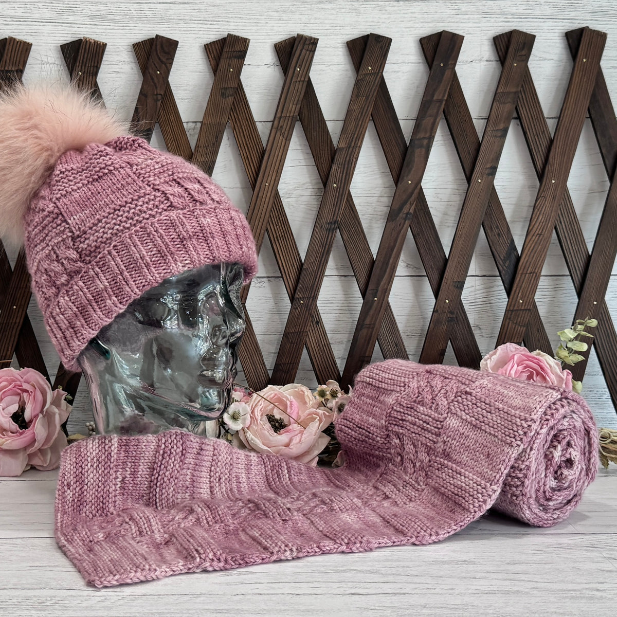 Poppy Block Hat & Scarf Matching Set Bundle