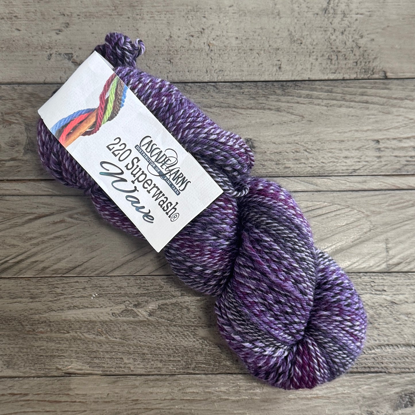 Cascade 220 Superwash Wave Yarn | Worsted Weight Yarn