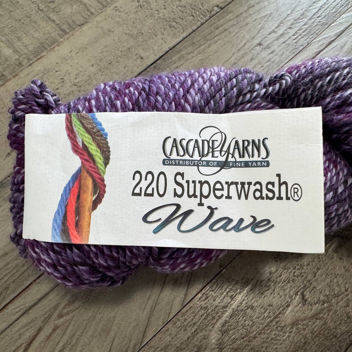 Cascade 220 Superwash Wave Yarn | Worsted Weight Yarn