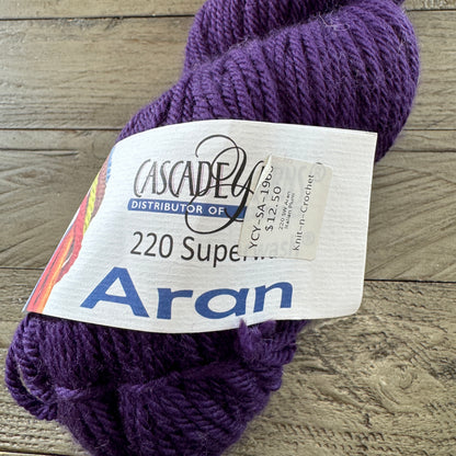 Cascade 220 Yarn | Aran Weight Yarn