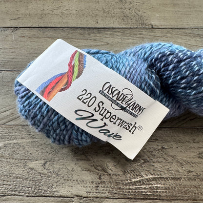 Cascade 220 Superwash Wave Yarn | Worsted Weight Yarn
